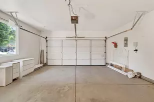 3298 Summer Creek Dr, Turlock, CA 95382 - Photo 20