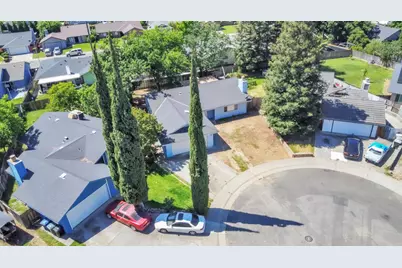 7283 Chardon Court, Sacramento, CA 95828 - Photo 4