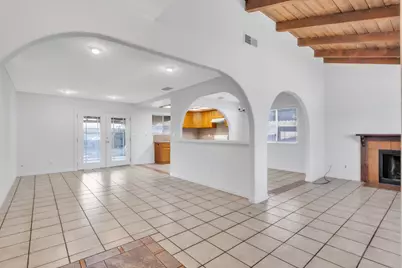 7283 Chardon Court, Sacramento, CA 95828 - Photo 8