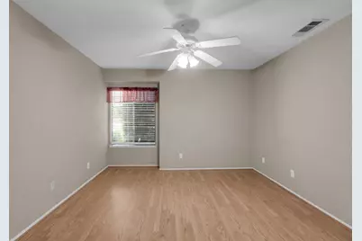1116 Cedar Creek Drive #4, Modesto, CA 95355 - Photo 18