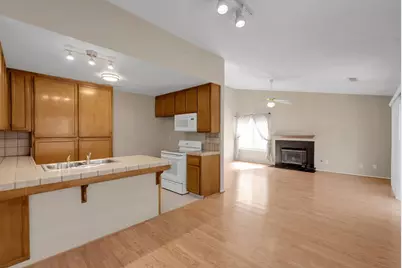 1116 Cedar Creek Drive #4, Modesto, CA 95355 - Photo 8
