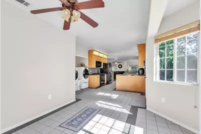 7568 Cripple Creek Rd, Citrus Heights, CA 95610 - Photo 12