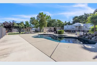 7568 Cripple Creek Rd, Citrus Heights, CA 95610 - Photo 2