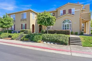 8398 Crystal Walk Cir, Elk Grove, CA 95758 - Photo 2