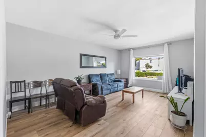 3060 Great Falls Way, Sacramento, CA 95826 - Photo 6