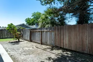 2325 Oxford Ave, Turlock, CA 95382 - Photo 16