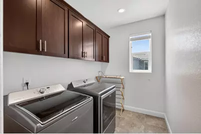 4090 Magenta Bloom Way, Rancho Cordova, CA 95742 - Photo 34