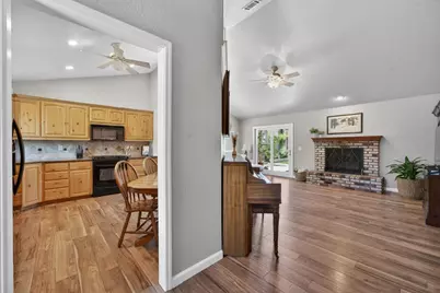 2419 Laurelwood Court, Rocklin, CA 95677 - Photo 6