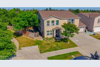 3888 Solstice Avenue, Merced, CA 95348 - Photo 8