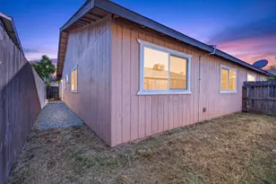 9531 Bancroft Way, Stockton, CA 95209 - Photo 8