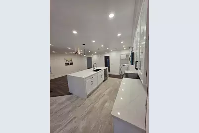 5870 Land View Drive, Stockton, CA 95219 - Photo 16