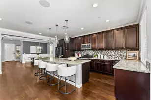 9356 Wild Lilac Cir, Sacramento, CA 95829 - Photo 10