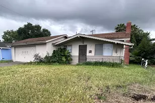 2406 W Hammer Ln, Stockton, CA 95209 - Photo 2