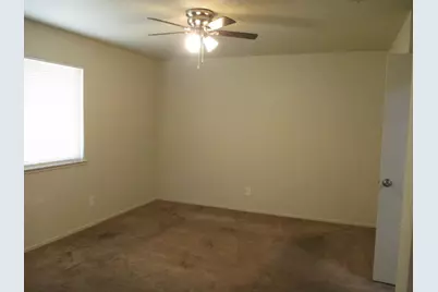 4156 Guernsey Avenue, Stockton, CA 95215 - Photo 12