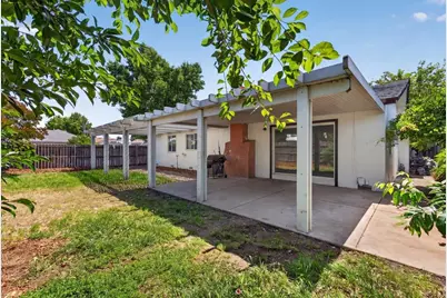 4437 Stockbridge Avenue, Sacramento, CA 95842 - Photo 28