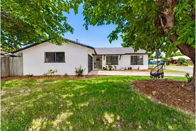 4437 Stockbridge Avenue, Sacramento, CA 95842 - Photo 6