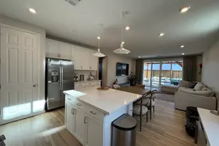 1041 Solace River Wy, Roseville, CA 95747 - Photo 2