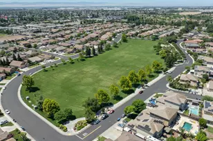 1046 Shady Grove St, Manteca, CA 95336 - Photo 30