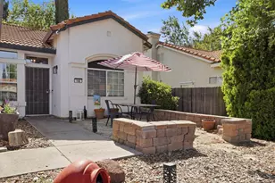 146 Orange Blossom Cir, Folsom, CA 95630 - Photo 4