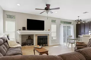 146 Orange Blossom Cir, Folsom, CA 95630 - Photo 6