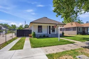 752 Mitchell, Turlock, CA 95380 - Photo 2