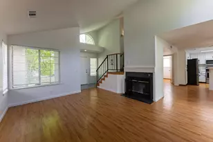 8265 Calla Way, Sacramento, CA 95828 - Photo 4