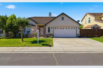 1738 Winchester Drive, Manteca, CA 95336 - Photo 2
