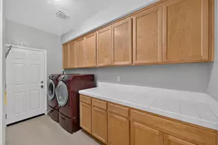 10402 Big Oak Cir, Stockton, CA 95209 - Photo 14
