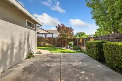 1962 Lexington Drive, Lodi, CA 95242 - Photo 32