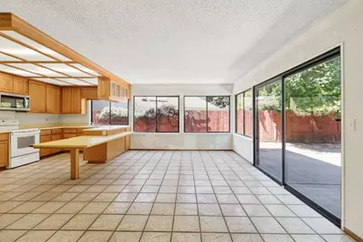 7983 Stone Canyon Circle, Citrus Heights, CA 95610 - Photo 12