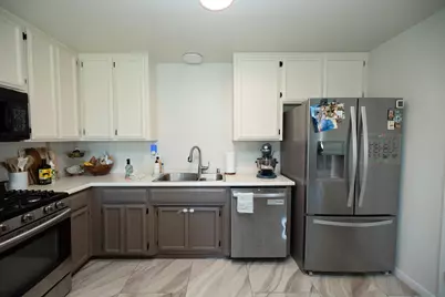 1300 Windsor Court, Turlock, CA 95380 - Photo 10