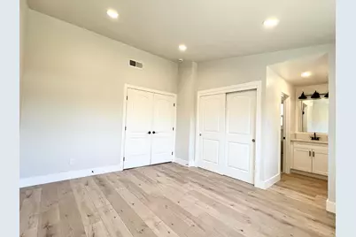 7072 Sunburst Way, Citrus Heights, CA 95621 - Photo 18
