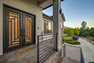 720 Deerbrooke Trail, Auburn, CA 95603 - Photo 2