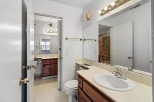5836 Peppermill Ct, Sacramento, CA 95841 - Photo 14