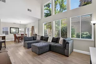 756 Rodmartin Ct, Folsom, CA 95630 - Photo 2