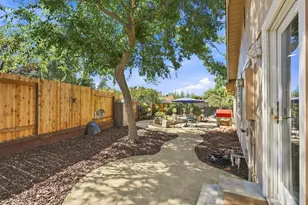 2488 Willowdale Dr, El Dorado Hills, CA 95762 - Photo 42