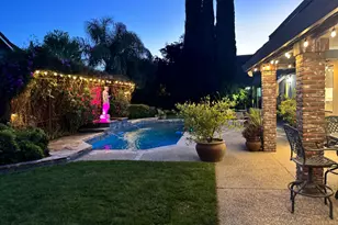 898 Lake Front Dr, Sacramento, CA 95831 - Photo 52