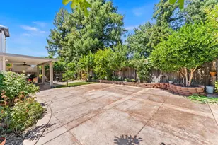 8645 Prairiewoods Dr, Sacramento, CA 95828 - Photo 28
