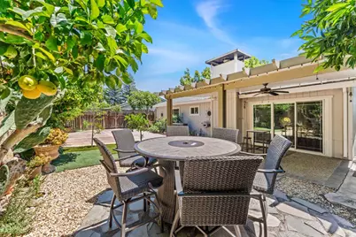 8645 Prairiewoods Drive, Sacramento, CA 95828 - Photo 26