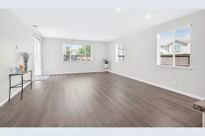 3401 Foothill Pine Court, Folsom, CA 95630 - Photo 8