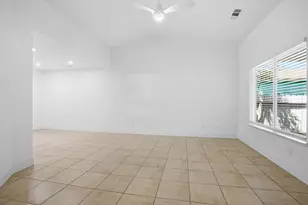 1646 E 8th St, Stockton, CA 95206 - Photo 8