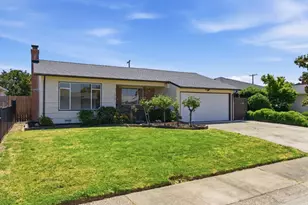 2621 Fernandez Dr, Sacramento, CA 95822 - Photo 2