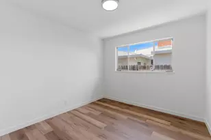 2621 Fernandez Dr, Sacramento, CA 95822 - Photo 18