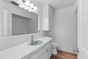 2621 Fernandez Dr, Sacramento, CA 95822 - Photo 20