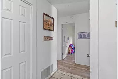 7025 Woodrick Way, Sacramento, CA 95842 - Photo 12
