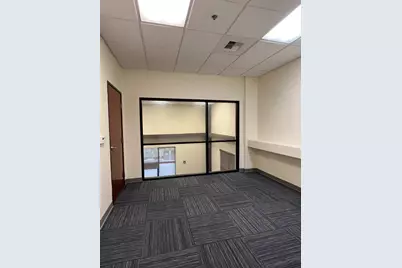 460 W Larch Road #B19/, Tracy, CA 95304 - Photo 6