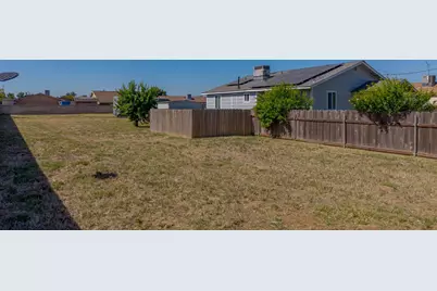 456 E Gerard Avenue, Merced, CA 95341 - Photo 18