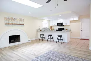 5994 Jeanine Dr, Sacramento, CA 95842 - Photo 30