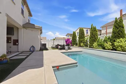 10337 Dynamic Way, Elk Grove, CA 95757 - Photo 36
