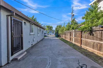2338 E Miner Avenue, Stockton, CA 95205 - Photo 6